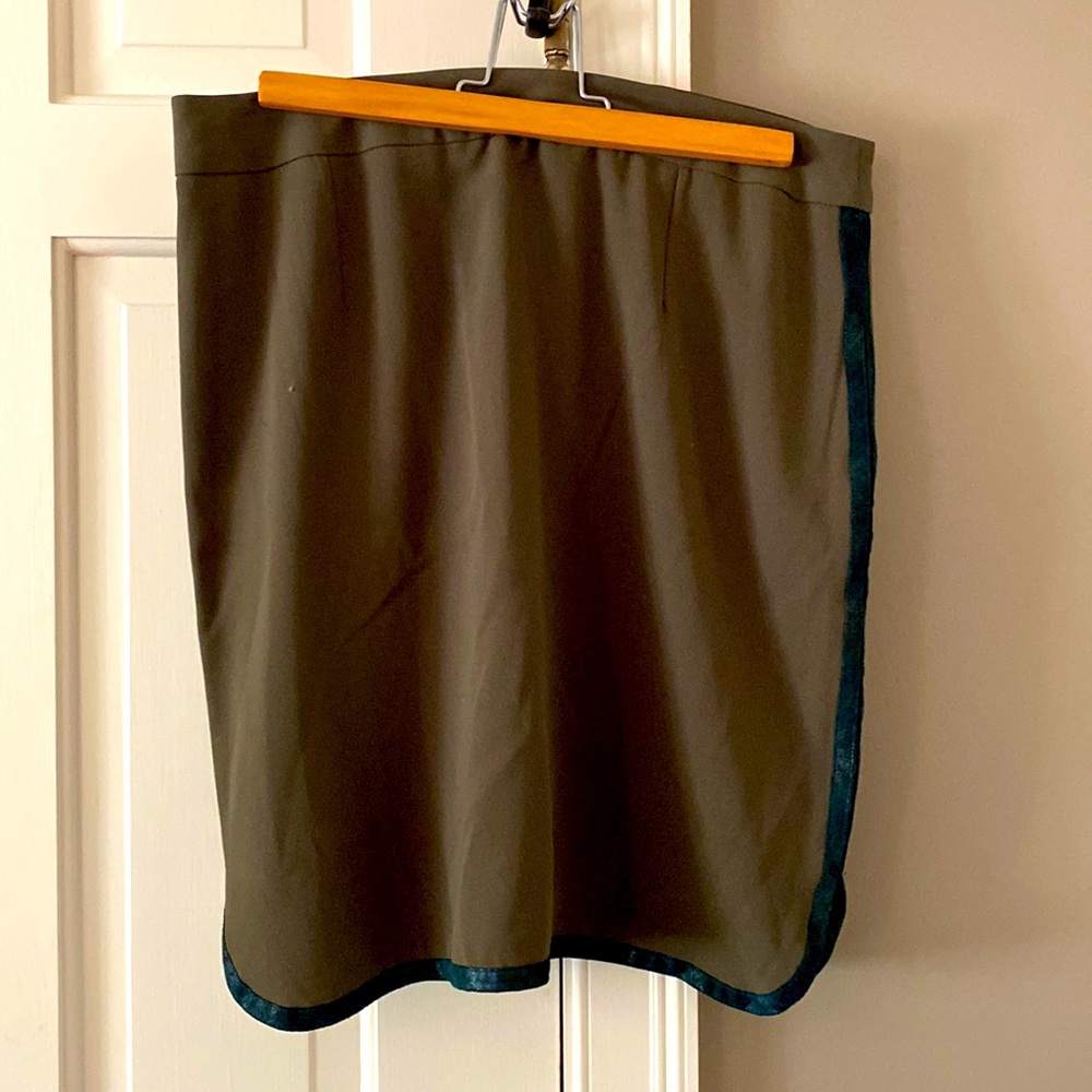 NWT Cremieux Skirt